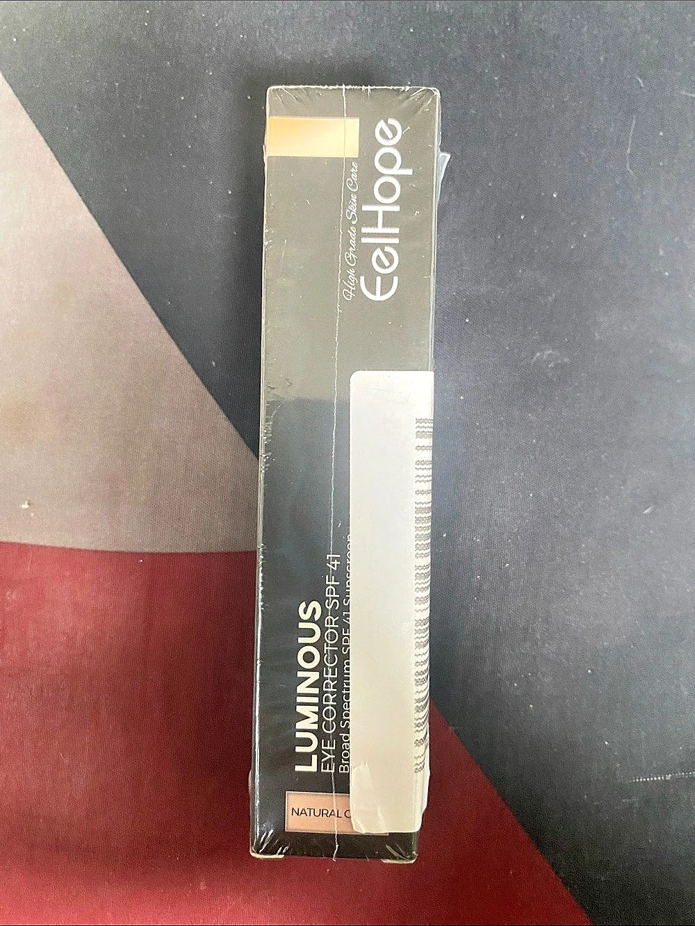 LumiNUS Luminous Silk Foundation NWT